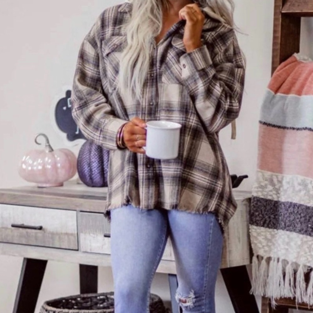 Mocha Plaid Button Down Hooded Flannel! Only wore 1 time,like new!